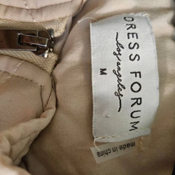 Dress Forum quilted jacket, beige, oversized.  Size M. - Picture 4 of 6